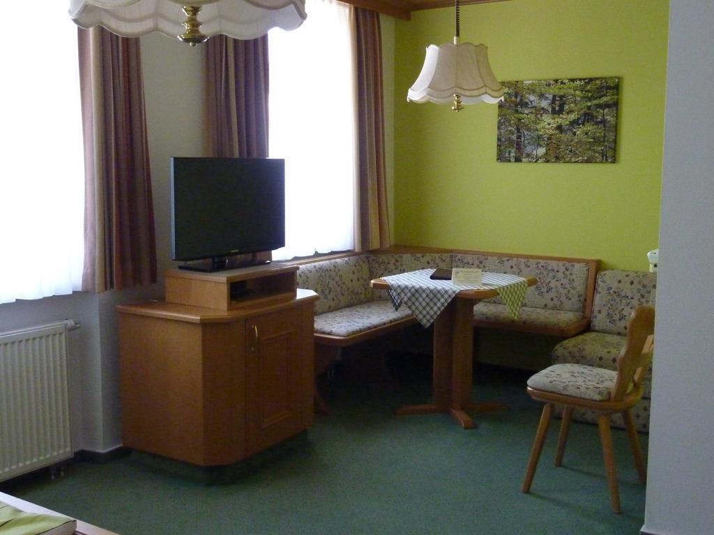 Gasthaus Zum Schwanen Ühlingen-Birkendorf Oda fotoğraf